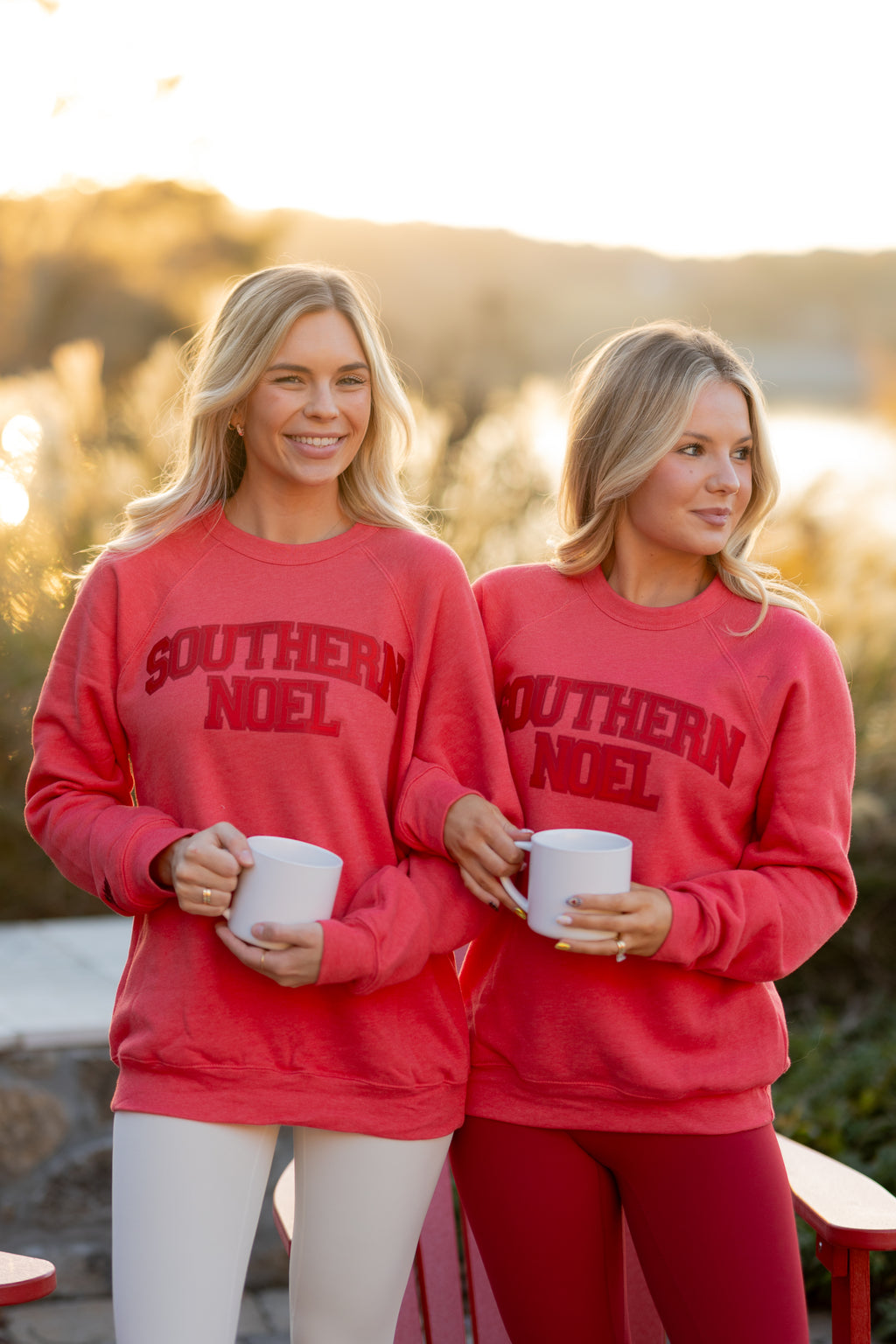 SOUTHERN NOEL CREWNECK