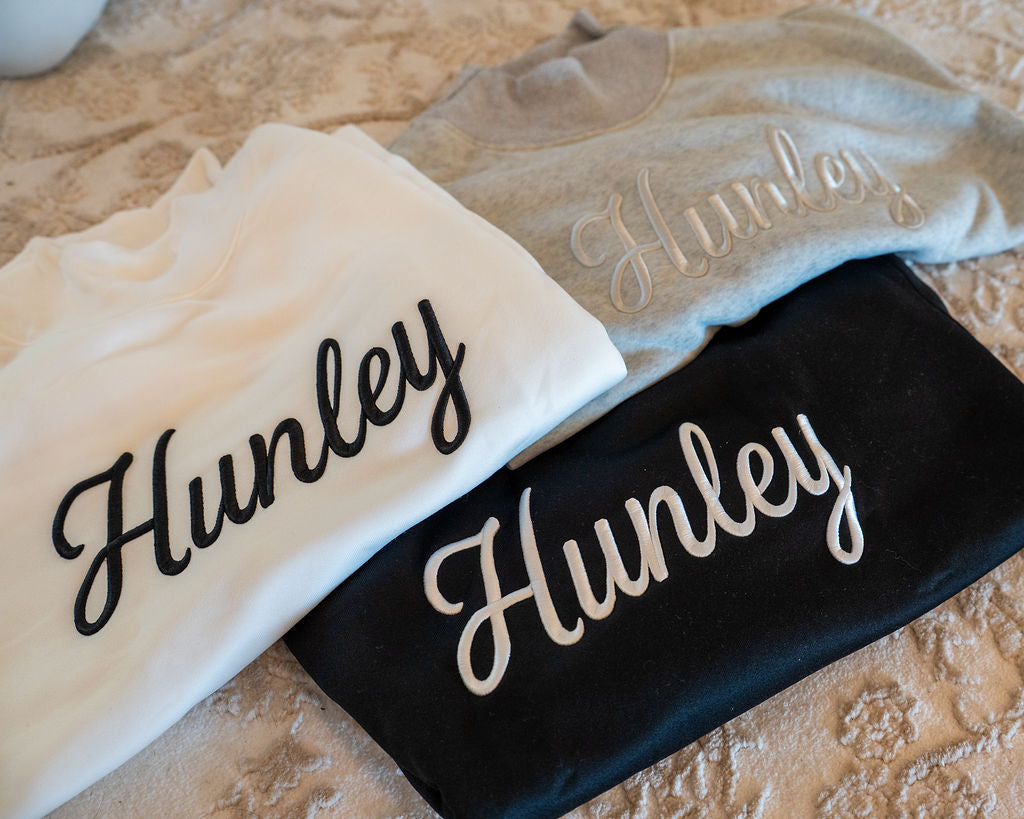 EMBROIDERED HUNLEY MOCK NECK